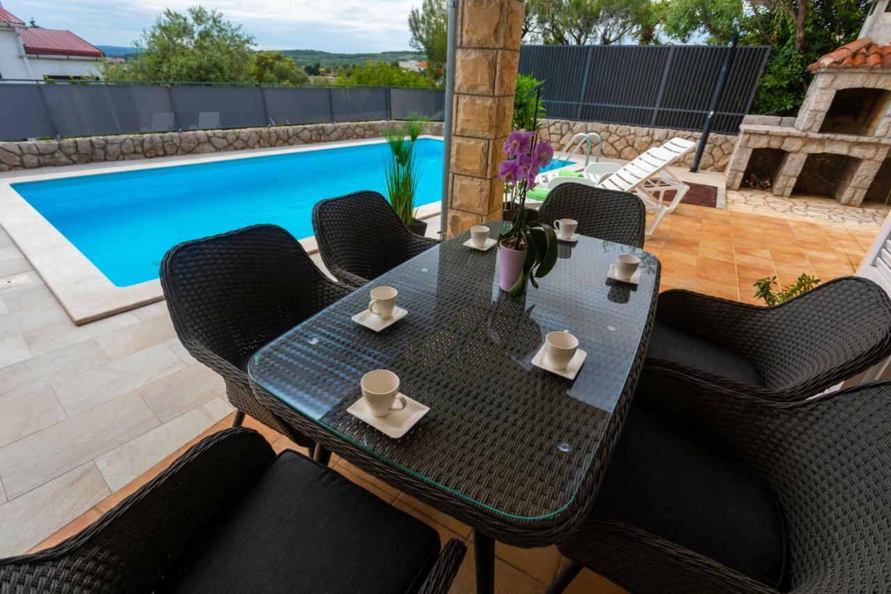 Villa Pianka Krk Town Bagian luar foto